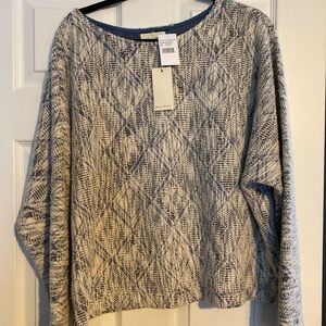 Boutique lightweight sweater